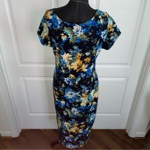 Dress by Status Array